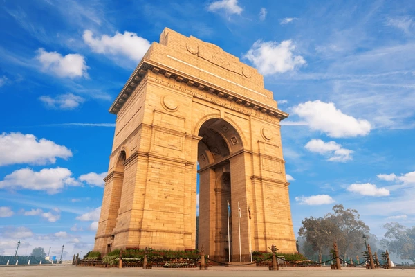 Taxi Service in Delhi